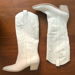 DOLCE VITA white cowboy boots